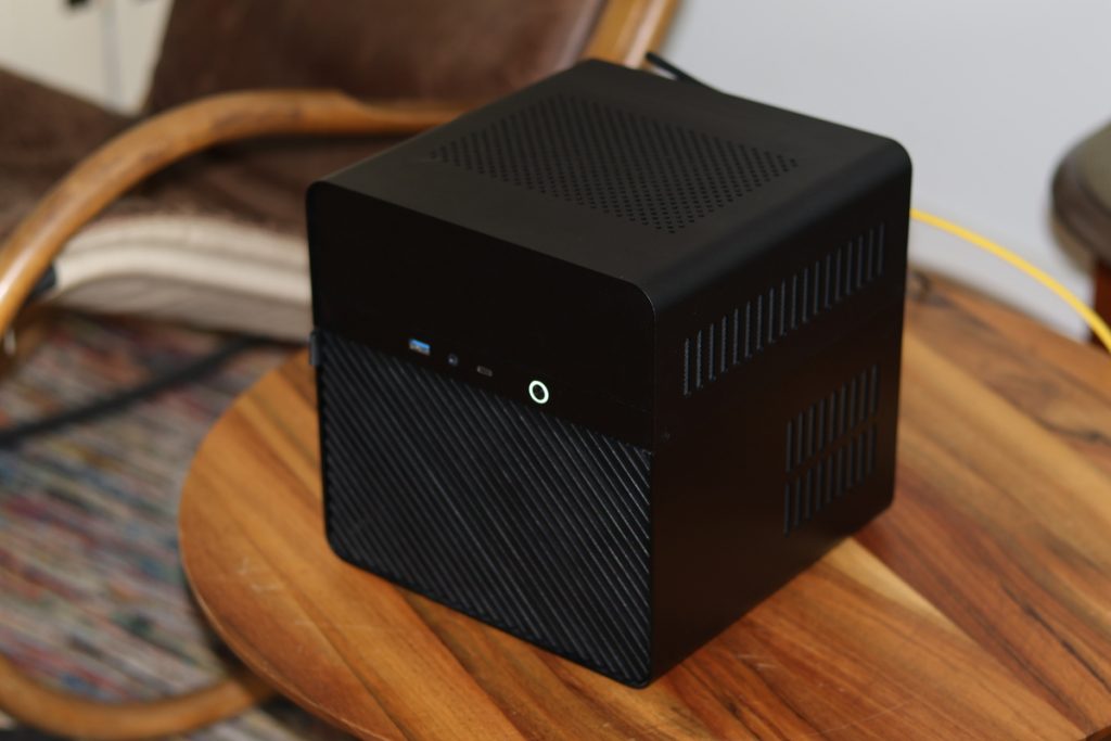 Assembled NAS in all its beauty.